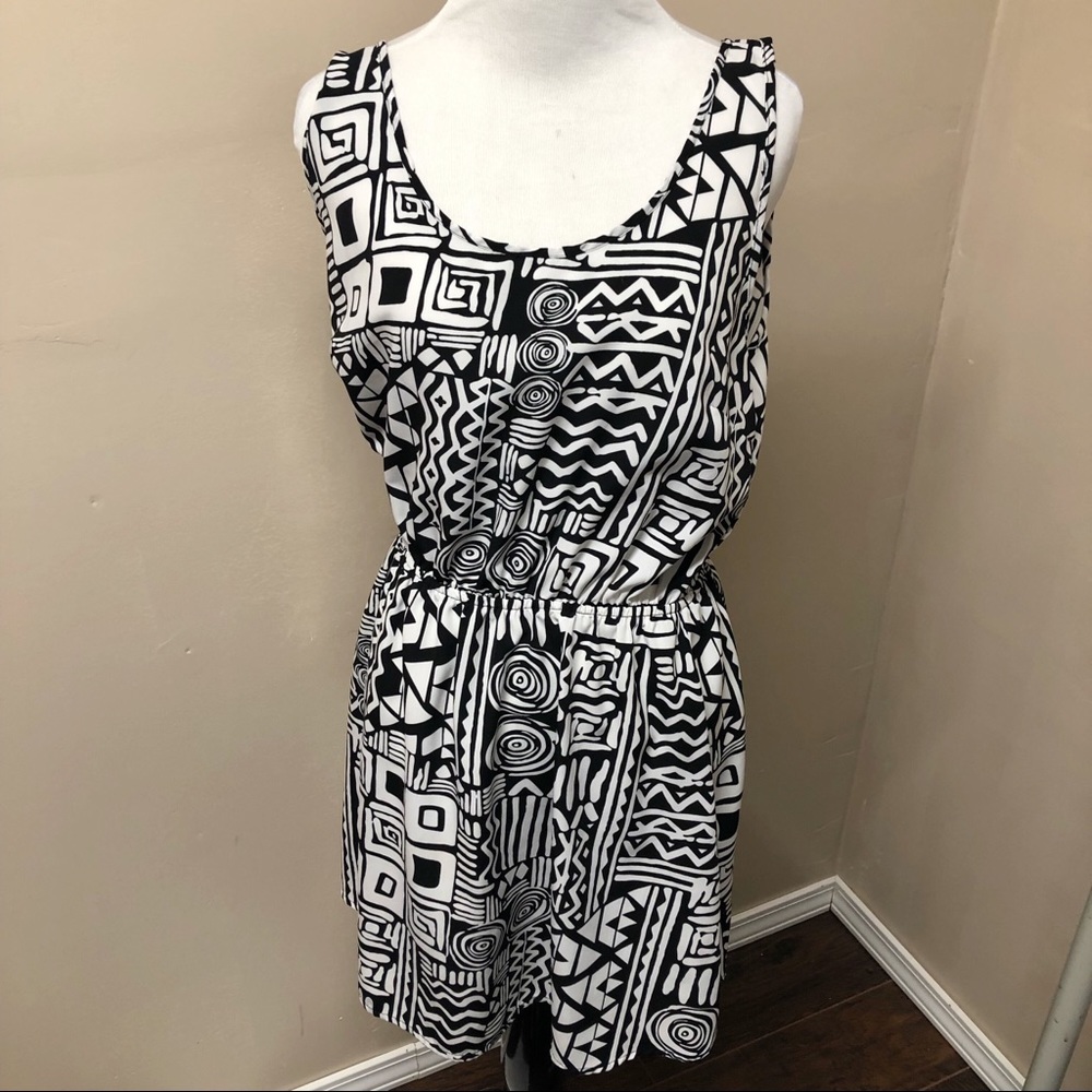 Ambiance Black & White Abstract Mini Dress Size L